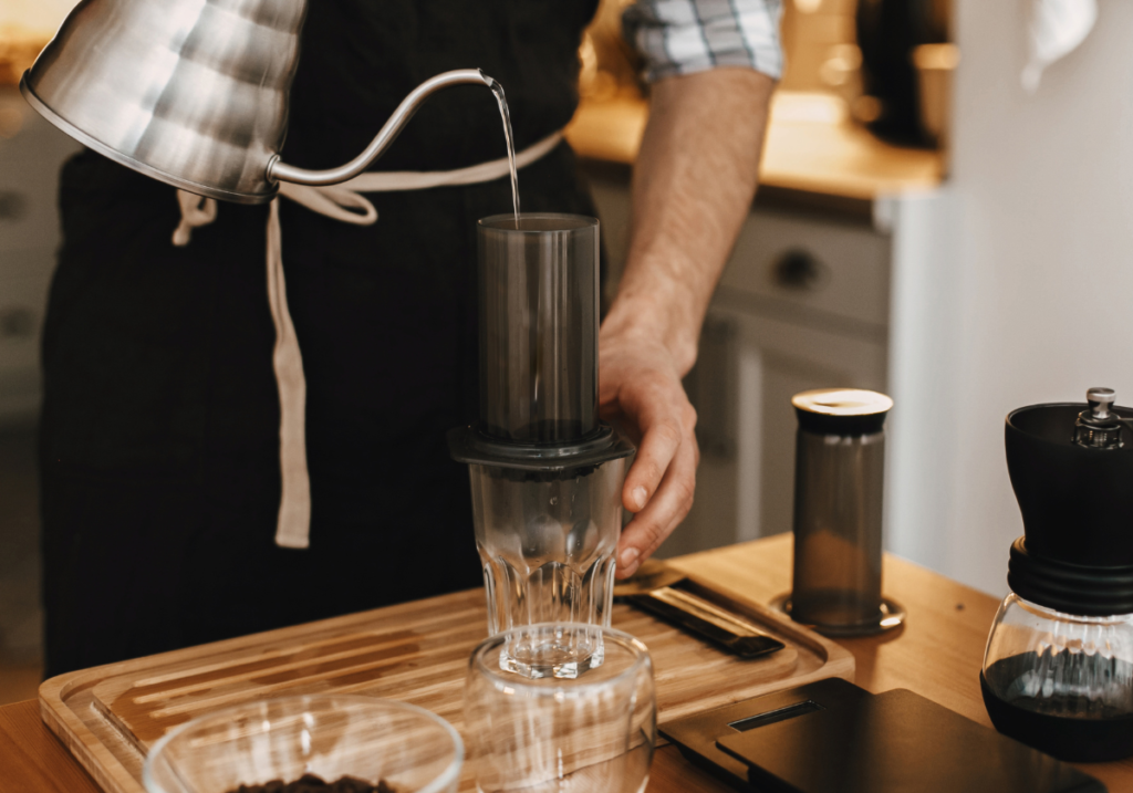 Expert AeroPress Coffee Brewing